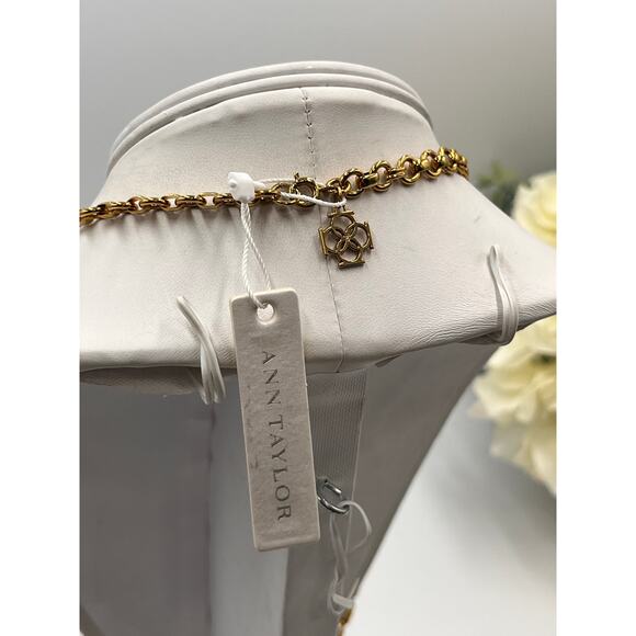 Ann Taylor Pearl Cluster Pineapple Green Rhinestone Gold Tone Long Necklace New - Picture 4 of 9